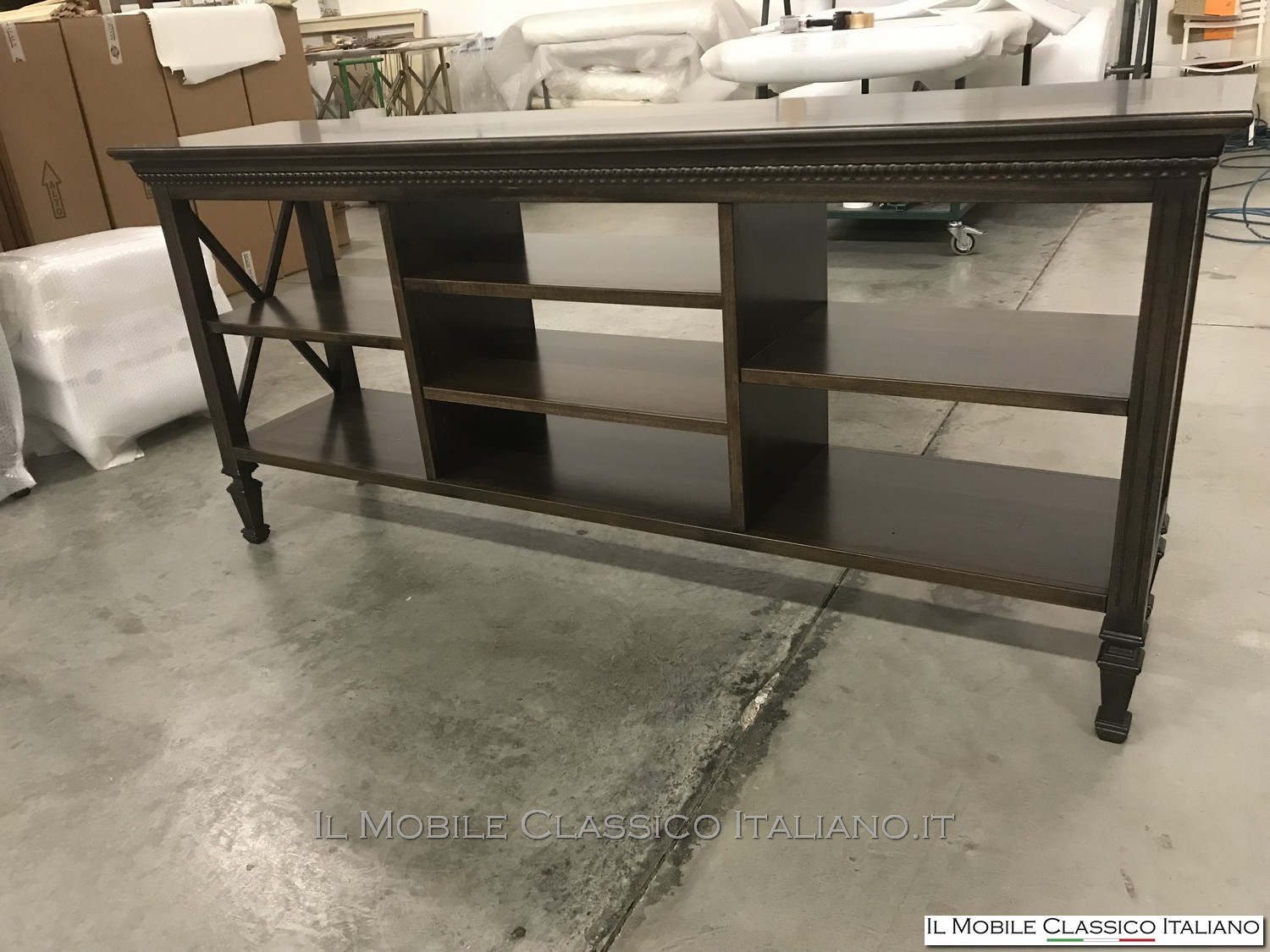 libreria tabacco stile classico